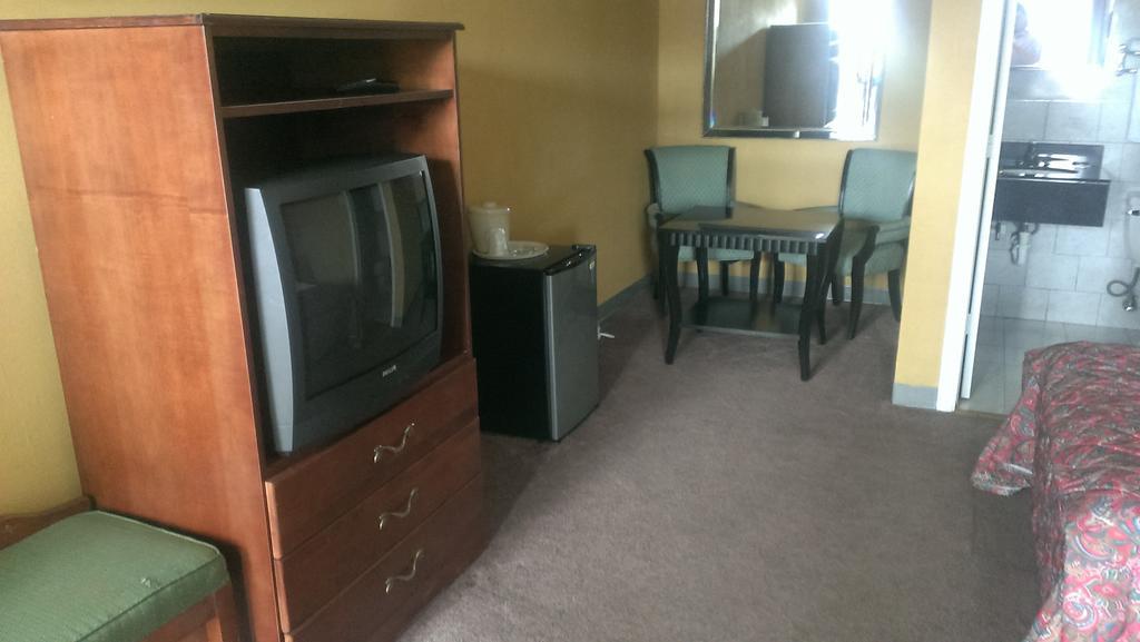 Naugatuck Motor Lodge Szoba fotó
